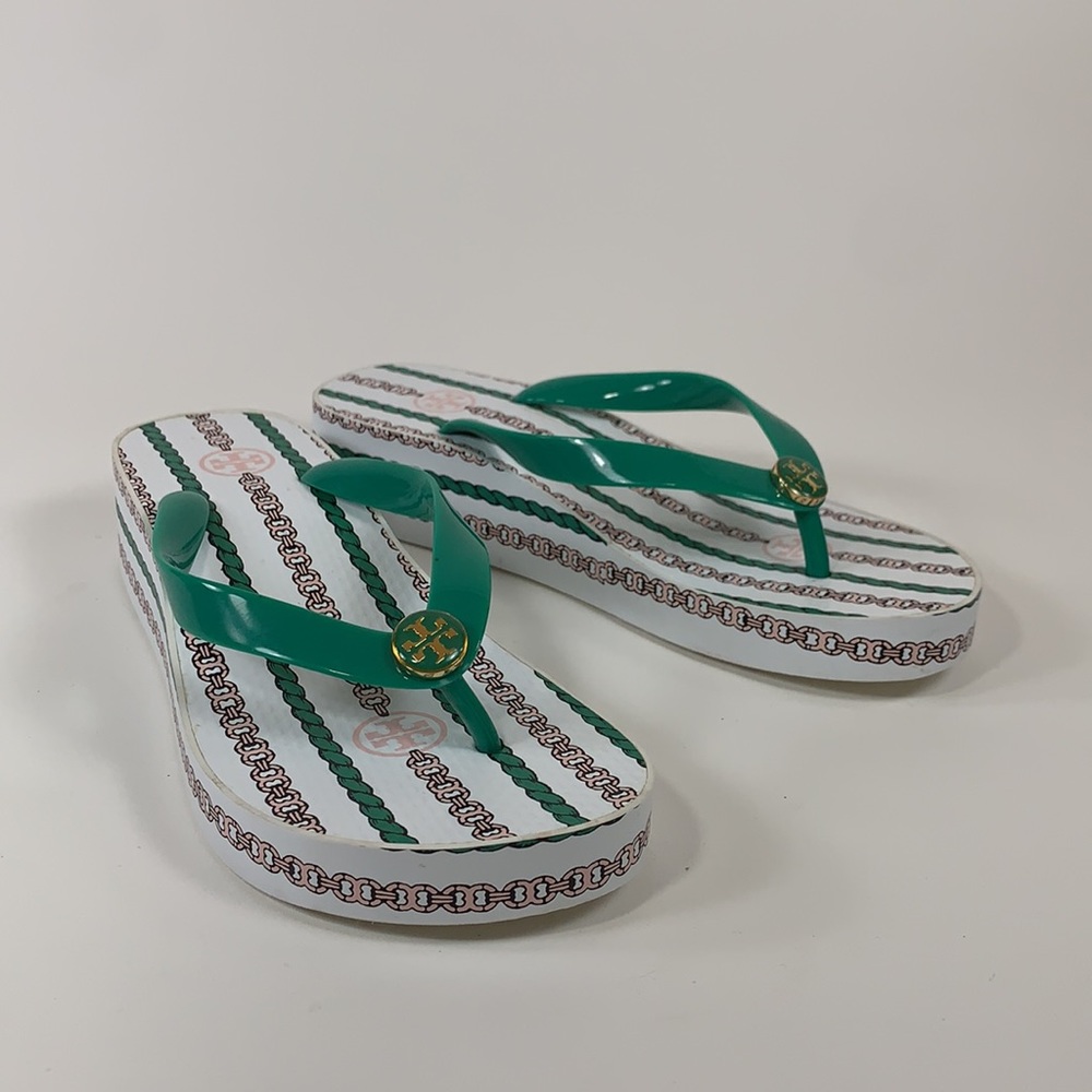 Tory Burch Gemini Rope Printed Wedge Flip Flop, White and Emerald, Size 6M, NWOB